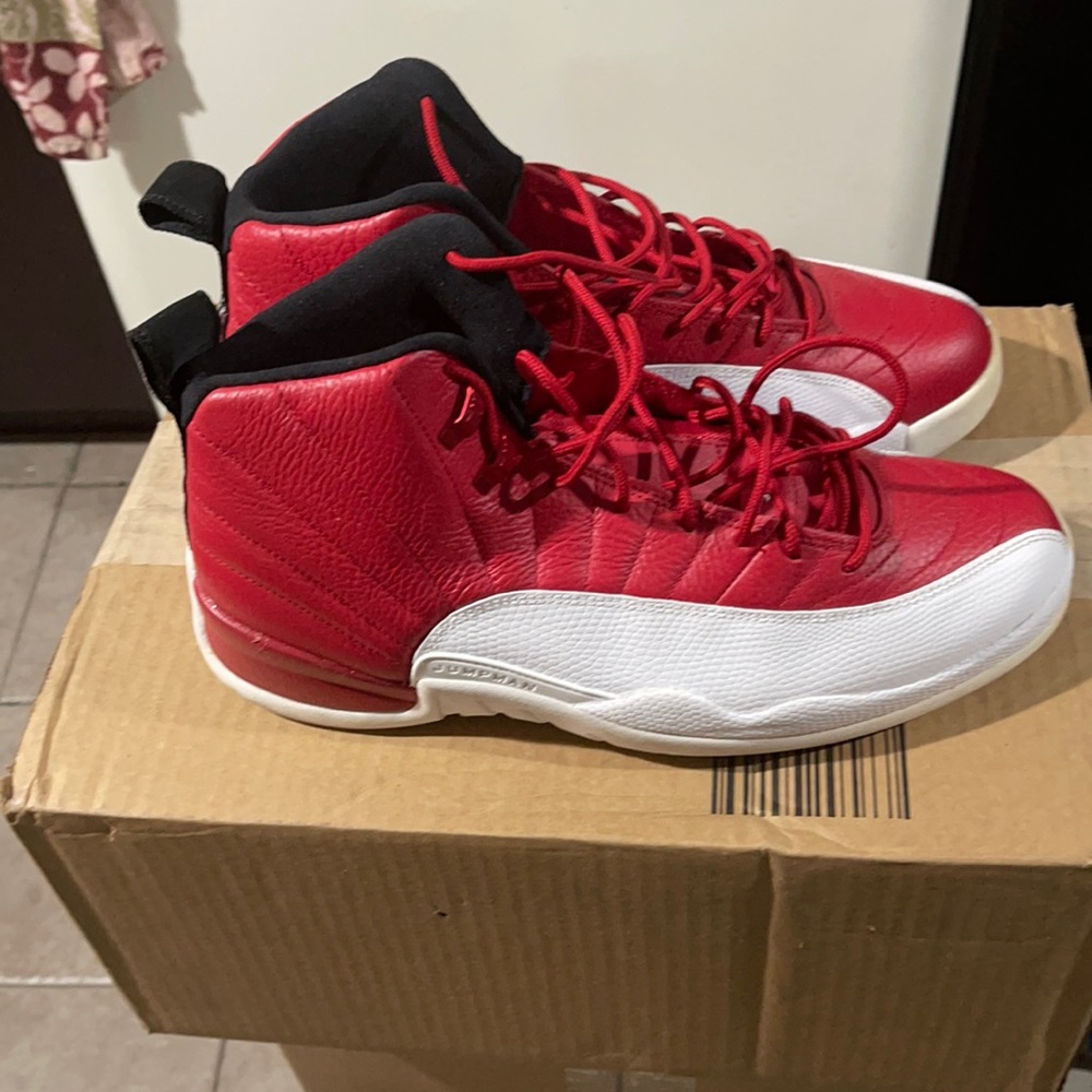 AIR JORDAN 12 RETRO 'GYM RED